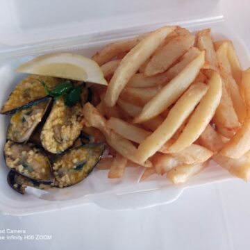 Mussels and Chips